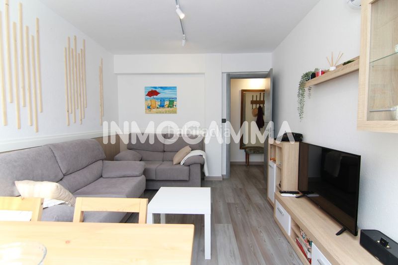 Foto f53ed40e-f35d-4312-9569-a9be234726e7. Pis a pueblo de Cullera Cullera