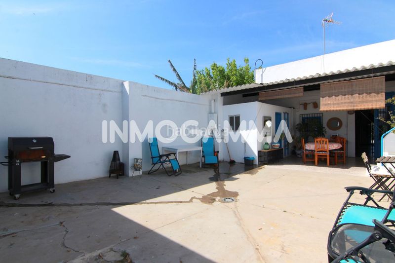 Foto 0fd45d8b-e456-489a-8bc3-096af4fcf43f. Casa a Bega de Mar Sueca