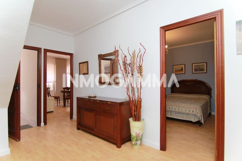 Foto f2e96490-a2e8-4a27-af93-79b4f3c973eb. Planta baixa a pueblo de Cullera Cullera