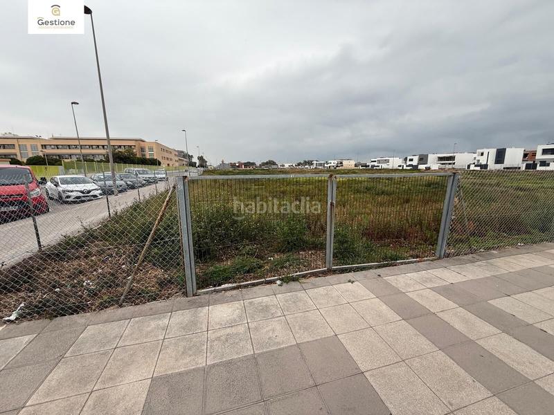 Foto 019a9128-e0e3-499d-9745-be743b2b66ac. Residential plot in calle de atenas 9 in Piscinas Burriana