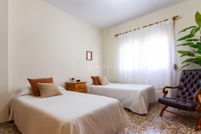 Foto 2752ce5a-47ff-435e-ae42-0ebfe08aca39. Chalet con riscaldamento parcheggio in La Cañada Paterna