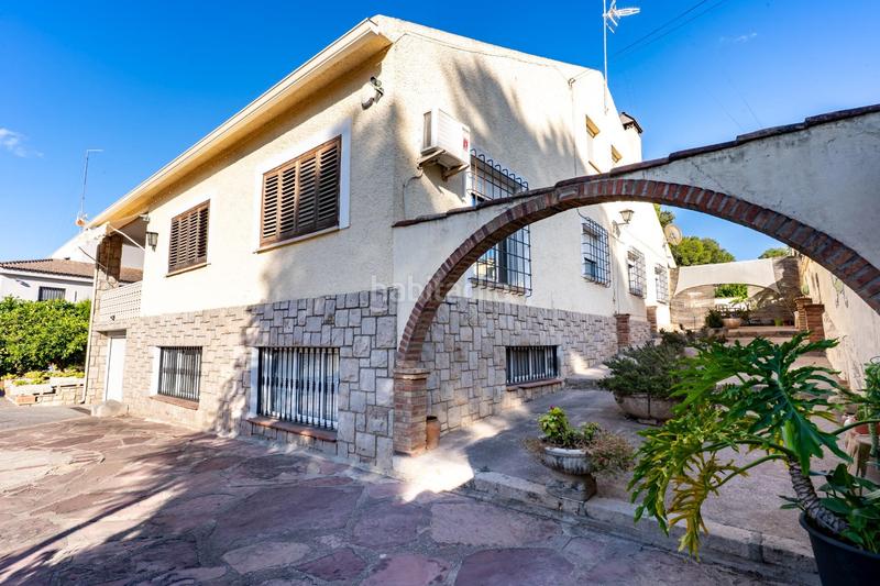 Foto 4cb49690-98c1-4b9e-aee1-946c3dc294c6. Chalet con riscaldamento parcheggio in La Cañada Paterna