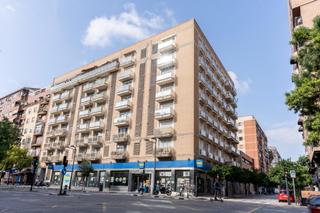 Pis a Islas canarias 24. Piso con alma en la calle islas canarias