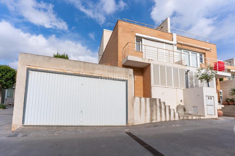 Foto 37e5f10b-6911-4f28-ab4d-ef85ae3d6ed8. Casa a schiera con riscaldamento parcheggio piscina in Bétera