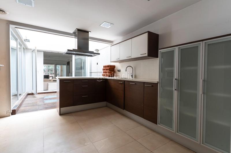 Foto 3a97cc68-e5c8-4a74-b16f-a18edecd7d9d. Casa a schiera con riscaldamento parcheggio piscina in Bétera