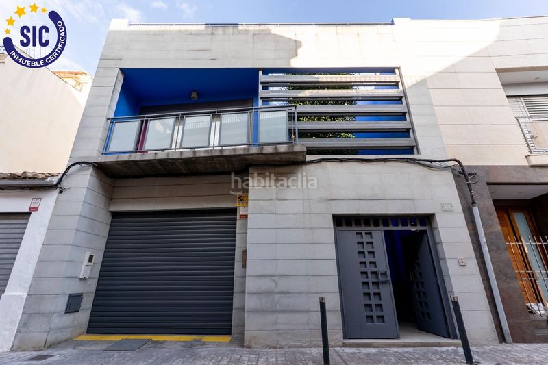 Foto 4622957f-288c-46a5-96fe-45e02efa1525. Casa amb calefacció aparcament a Alaquàs
