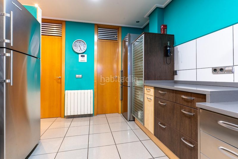 Foto f545ee49-09a8-49f7-a552-2e047f95bb71. Casa amb calefacció aparcament a Alaquàs