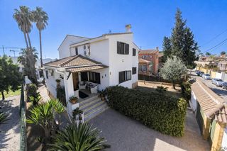 Chalet en Entrepinos. Hay casas que se ven y hay casas que se sienten.
