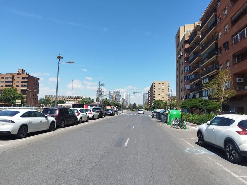 Piso campanar a tus pies en Barrio Benicalap Valencia - Imagen 2