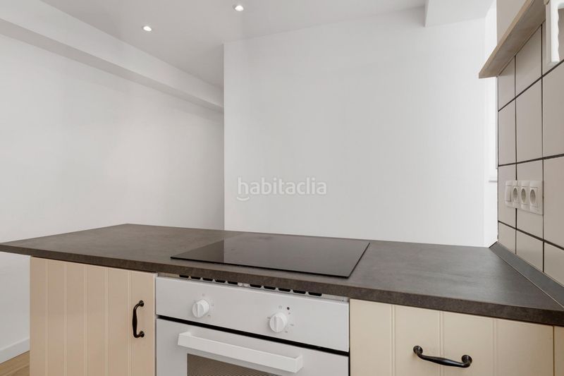 Foto 6258b3af-ea05-47cd-8736-08859df45677. Pis a Mont Olivet Valencia
