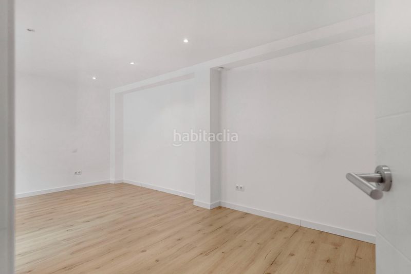 Foto 972d8726-9c58-444c-9cf3-5862f1356caf. Pis a Mont Olivet Valencia
