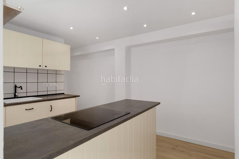 Foto eadaff60-7fb4-4091-b5e6-496e5f1dd639. Pis a Mont Olivet Valencia