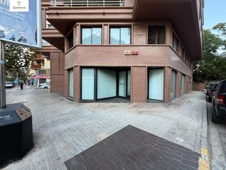 Local commercial à Calle de Roselló 1