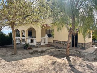 Chalet en El Pilar. Ideal para vivr!!!
