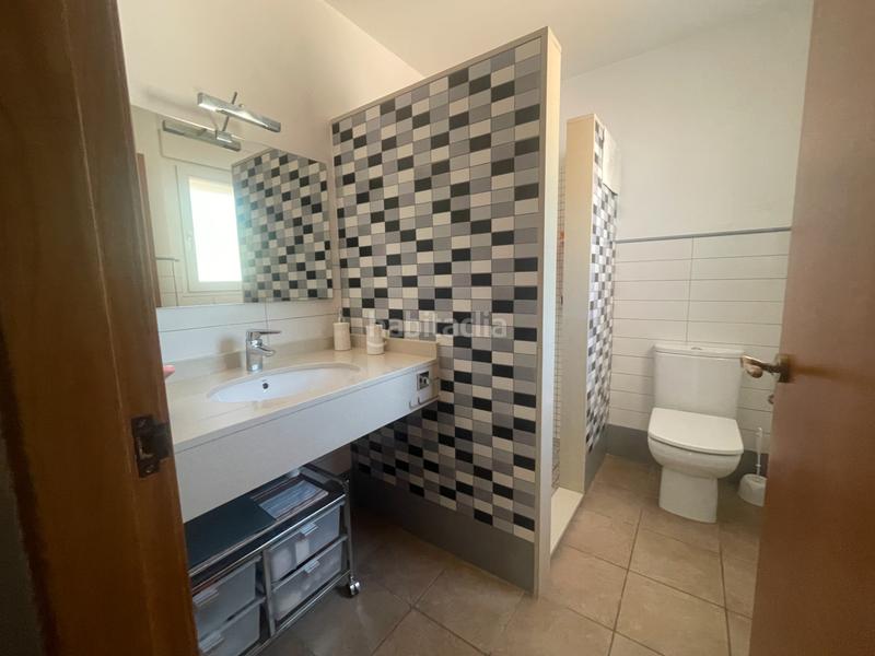 Foto 25d7d5db-cca1-4097-84bd-a24e44295f28. Chalet con camino riscaldamento parcheggio in El Llombo Ontinyent