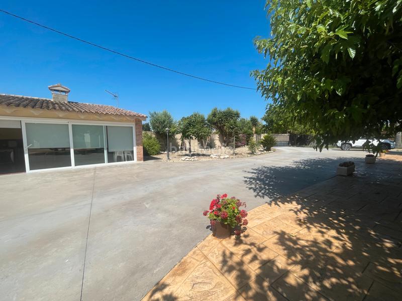 Foto 56e4626b-a019-4dd4-8611-3cd9eb260ffb. Chalet con camino riscaldamento parcheggio in El Llombo Ontinyent