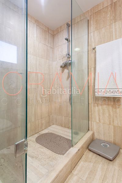 Foto 042f53e7-e253-4cd5-b5b3-96824d818130. Àtic amb calefacció aparcament a Sarrià Barcelona