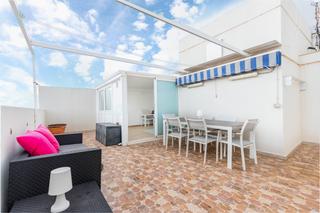 tic en Daims - av mediterranea de la 16. tico reformado con terraza espectacular, piscina y vistas  play