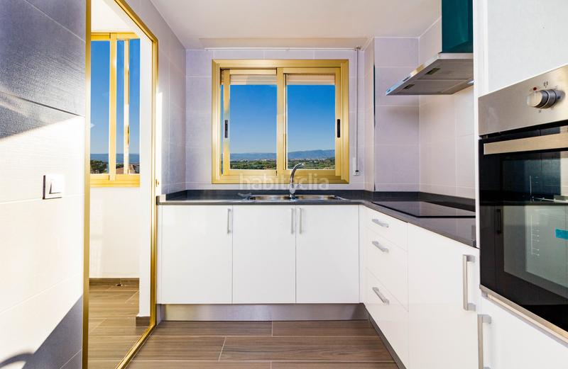 Foto 8610137a-b837-4c26-95a4-45038640bdcc. Rent flat in Gandia - cl camp de morvedre 17 in Playa de Gandía Gandia