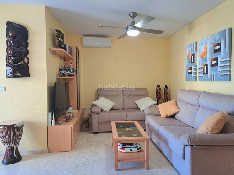 Foto f9f25c50-fbbb-4431-aea0-dc0ca0f65568. Piso en Daimús - av ronda san pedro 12 tu nuevo apartamento en playa de daimuz! en Daimús