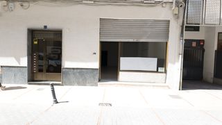 Business premise in Gandia - cl cavanilles 18. Local comercial en el centro de gandia