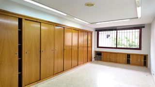 Lloguer Local Comercial a Gandia - carrer del forn 1. Oficina en el centro de gandia