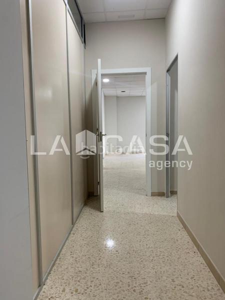 Foto ef2bc0b6-0c8f-4b8a-bf63-1028cbeea8c5. Business premise in Bajadilla - Fuente Nueva Algeciras