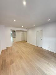 Piso en La Nova Esquerra de l´Eixample