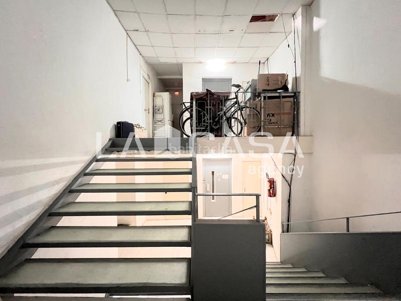 Foto 5dd2e674-748c-4276-a2ae-271bc8952796. Industrial building in Raval Barcelona