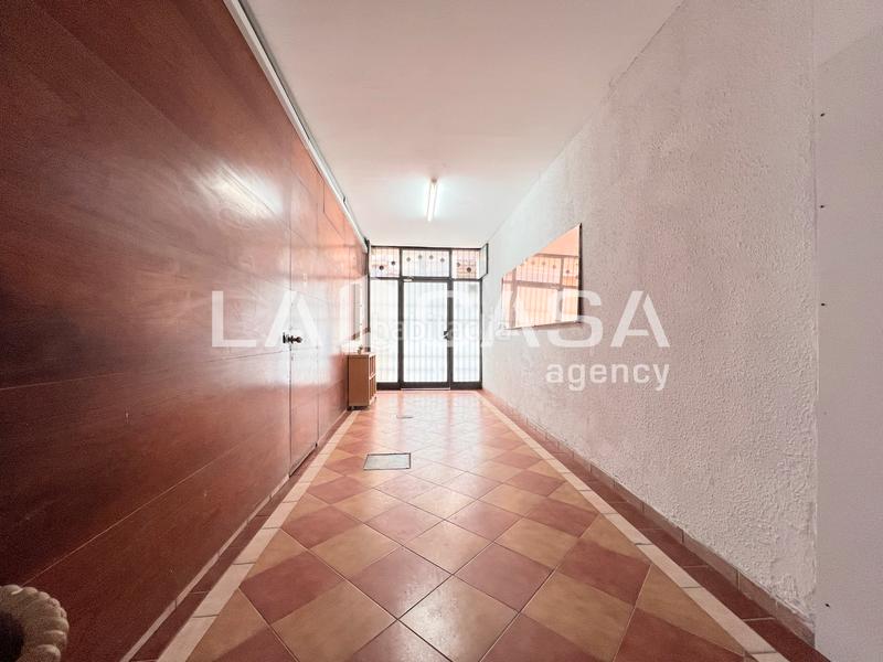 Foto ca184750-3193-4e1d-b1c8-b2971eb4d162. Industrial building in Raval Barcelona