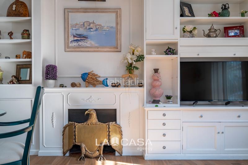 Foto 12efcee7-5fdf-44c0-b57a-6e28663e49b9. Casa amb calefacció aparcament piscina a Lluminetes Castelldefels