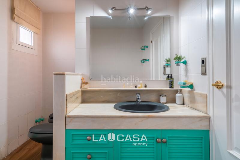 Foto b2b381cd-2c3b-45b5-9602-05bd9a8b523b. Casa amb calefacció aparcament piscina a Lluminetes Castelldefels