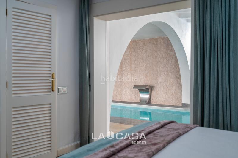 Foto cae9925f-70b8-4d15-87cd-07c89fae665f. Casa amb calefacció aparcament piscina a Lluminetes Castelldefels