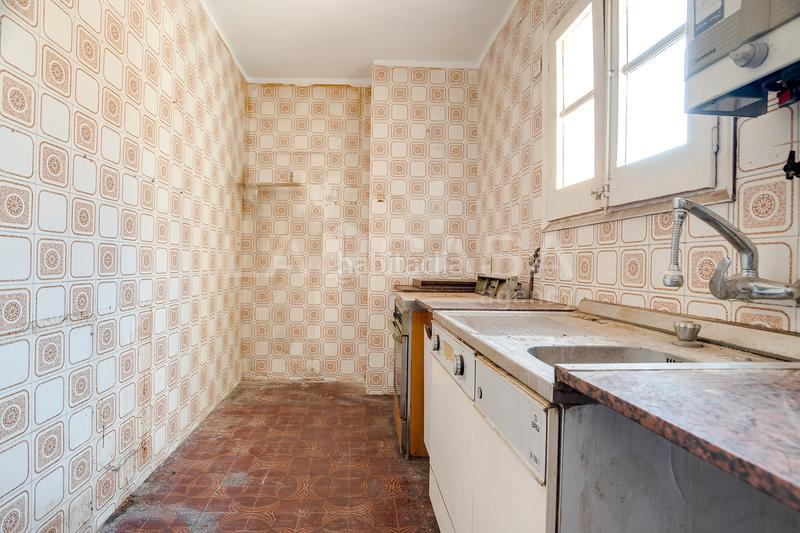 Foto 0ad790e2-c448-4748-babe-1100751a2902. Piso  en venta en Sant Martí de Provençals en Barcelona