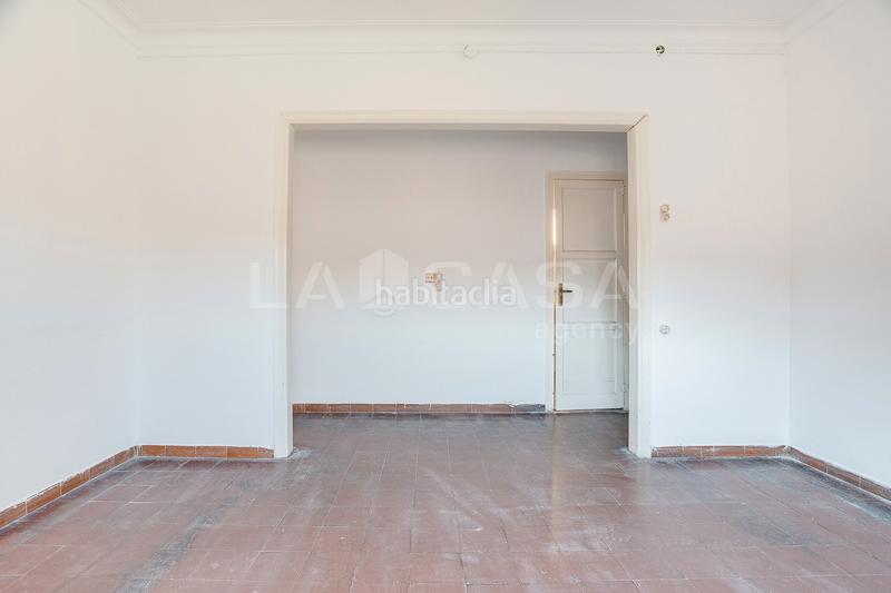 Foto 42510e33-94f0-484a-b2dc-471cf1cd6064. Piso  en venta en Sant Martí de Provençals en Barcelona