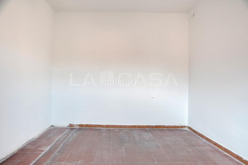 Foto 434531dd-70e0-4653-b666-ef1152f6916e. Piso  en venta en Sant Martí de Provençals en Barcelona