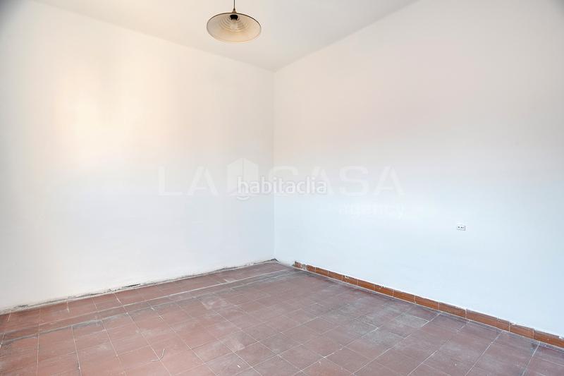 Foto 9e296be8-1624-4b98-8aa6-b7d98d37b6b6. Piso  en venta en Sant Martí de Provençals en Barcelona