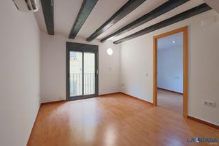 Etagenwohnung in Raval