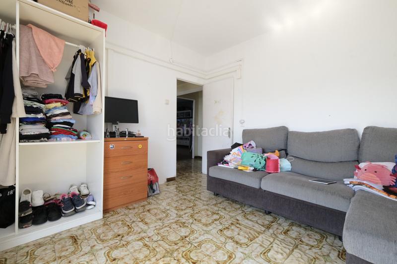 Foto e2717c7f-465f-493e-b039-11d28fecd633. Piso en La Verneda - La Pau Barcelona