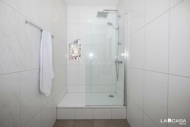 Foto 254df92b-8fd7-4261-b76c-f500c6e376fd. Appartement dans El Poble Sec - Parc de Montjuïc Barcelona