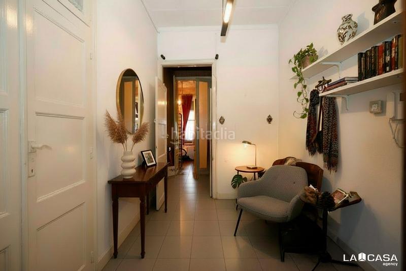 Foto cae43ea8-5e97-42d5-a44c-e8ba1b080525. Appartement dans El Poble Sec - Parc de Montjuïc Barcelona