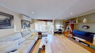 Flat in La Verneda - La Pau