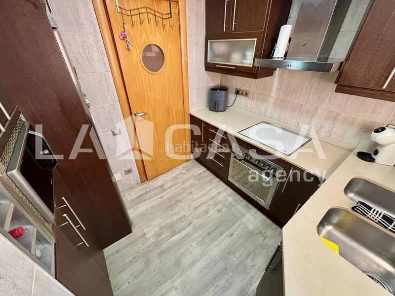 Foto a4a35391-b366-4c76-b53e-e9a1324ff60a. Piso en La Verneda - La Pau Barcelona