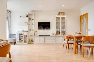 Etagenwohnung in Sanfeliu