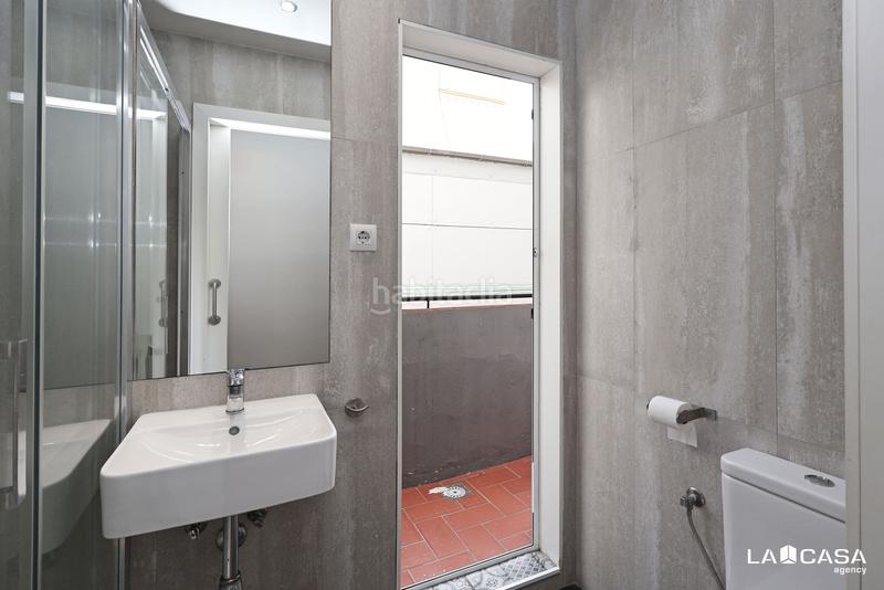 Foto 55cdad39-3550-4489-bc47-fb1eec261f10. Flat with heating in El Poble Sec - Parc de Montjuïc Barcelona