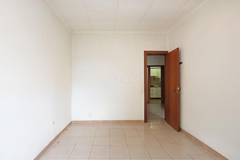 Foto a03e1f0f-8324-40c2-a339-919b38ad54ff. Flat in Sants Barcelona