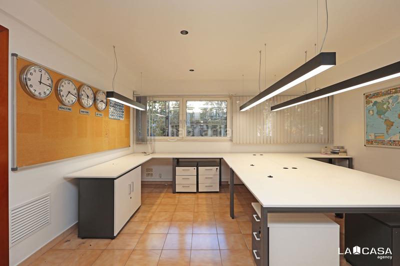 Foto d65c0130-0446-44be-8ba1-89e71ee779ab. Business premise in El Poble Sec - Parc de Montjuïc Barcelona