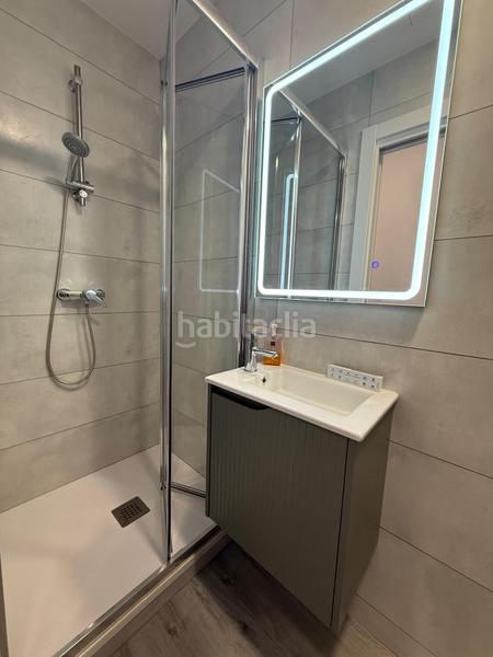 Foto 32f46edf-869e-46dd-94bd-228f60bd3c2f. Locale commerciale in Lloreda Badalona