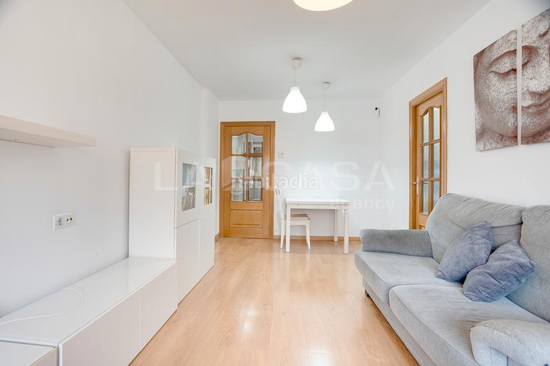 Foto 5f4d5cab-ea98-46ad-b38b-76a6e262eccc. Appartamento in La Verneda - La Pau Barcelona