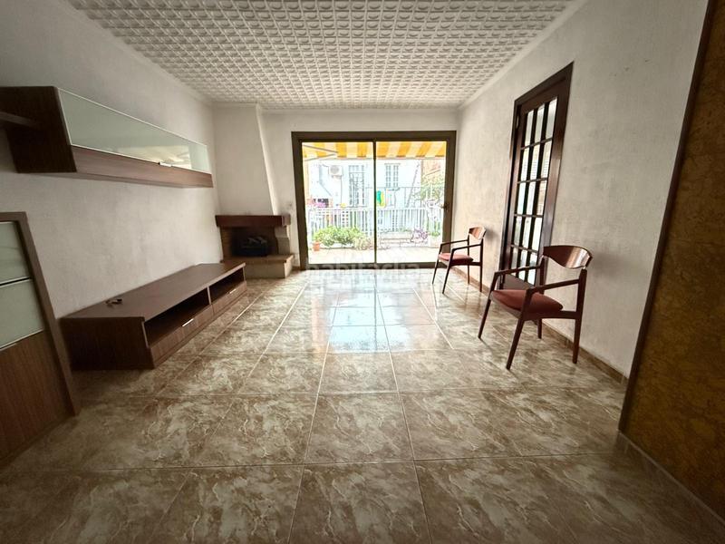 Foto ea7b88fe-cb73-49e6-b132-b984529342ef. Casa  de dos plantas en pubilla!! en Pubilla Cases Hospitalet de Llobregat (L´)